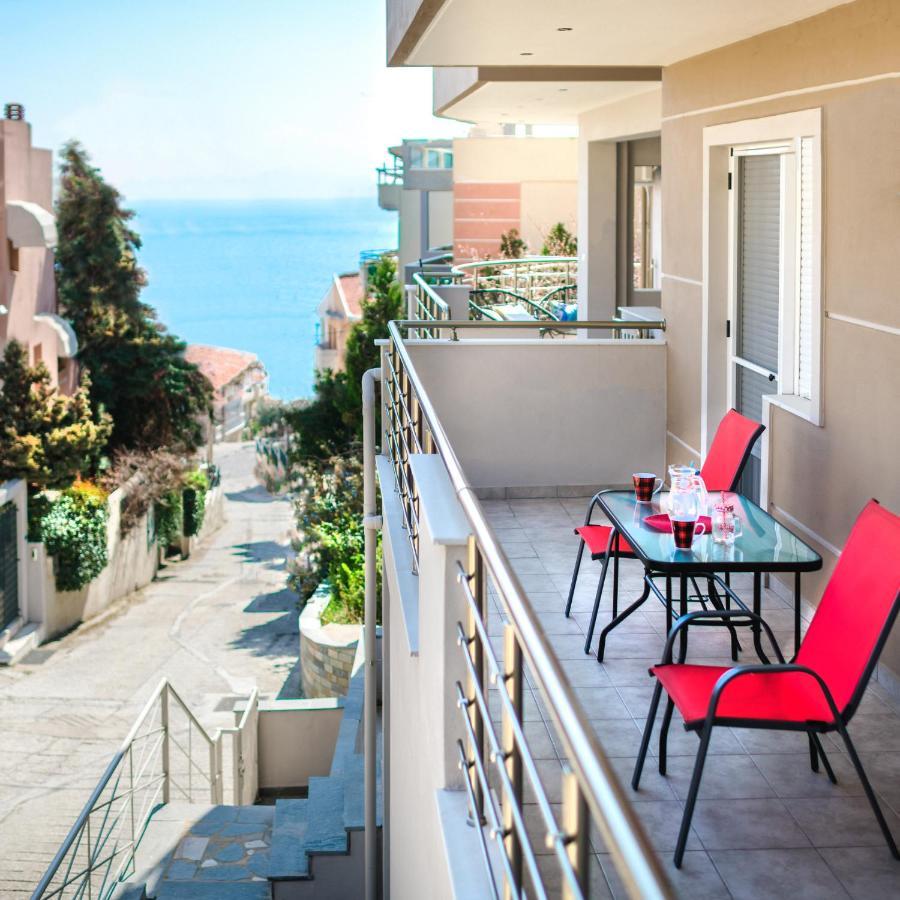 Sea Breeze Flat Apartment Kavala Bagian luar foto